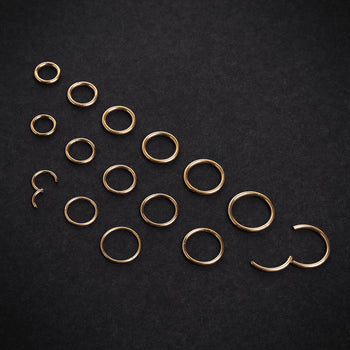 Gothic Black V Saddle Metal Ear Gauge / Plug
