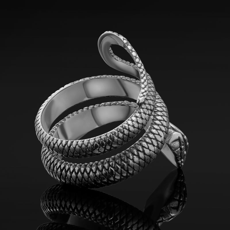 Bague gothique serpent argenté