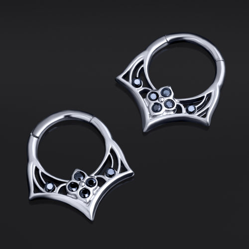 Gotischer Septum-Clicker-Ring mit Spikes aus ASTM F136 Titan, Silber