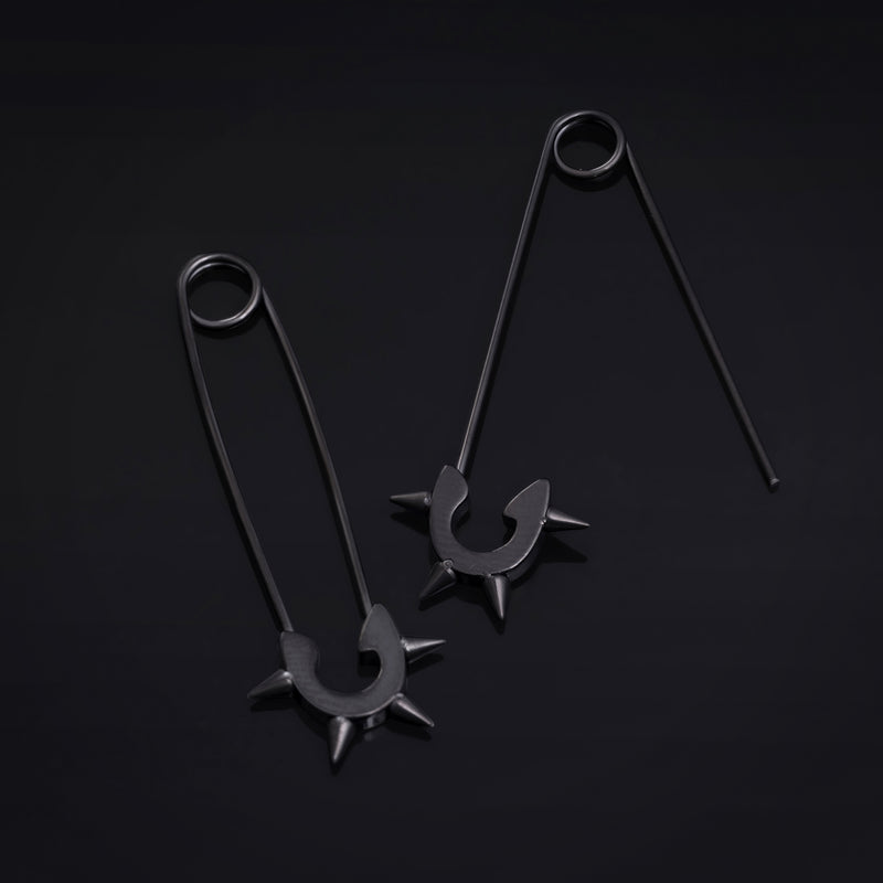 Boucles d'oreilles épingle de sûreté noires à pointes en acier inoxydable - paire