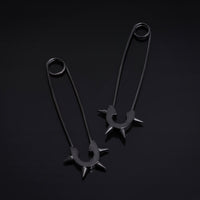 Boucles d'oreilles épingle de sûreté noires à pointes en acier inoxydable - paire