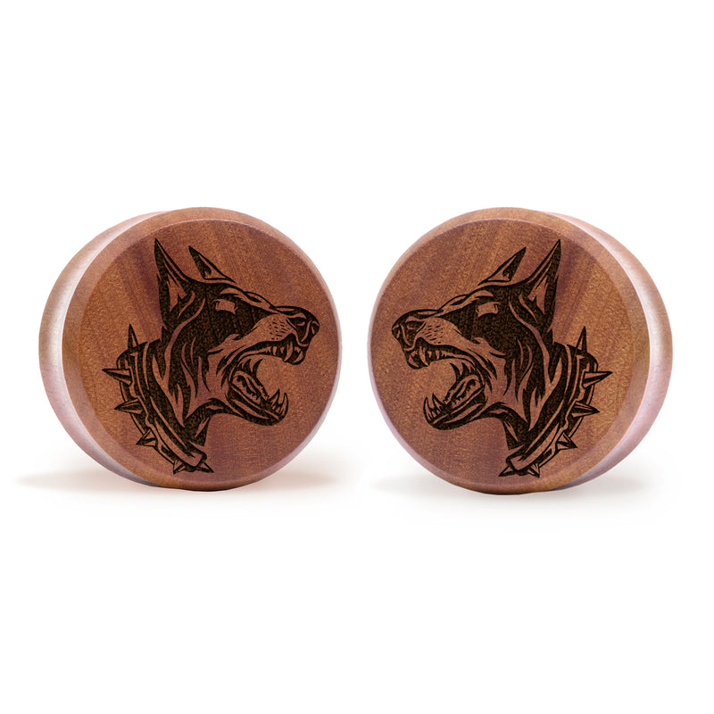 Plug / Gauge Chien doberman en colère - Bois de Saba | Face plate double évasé