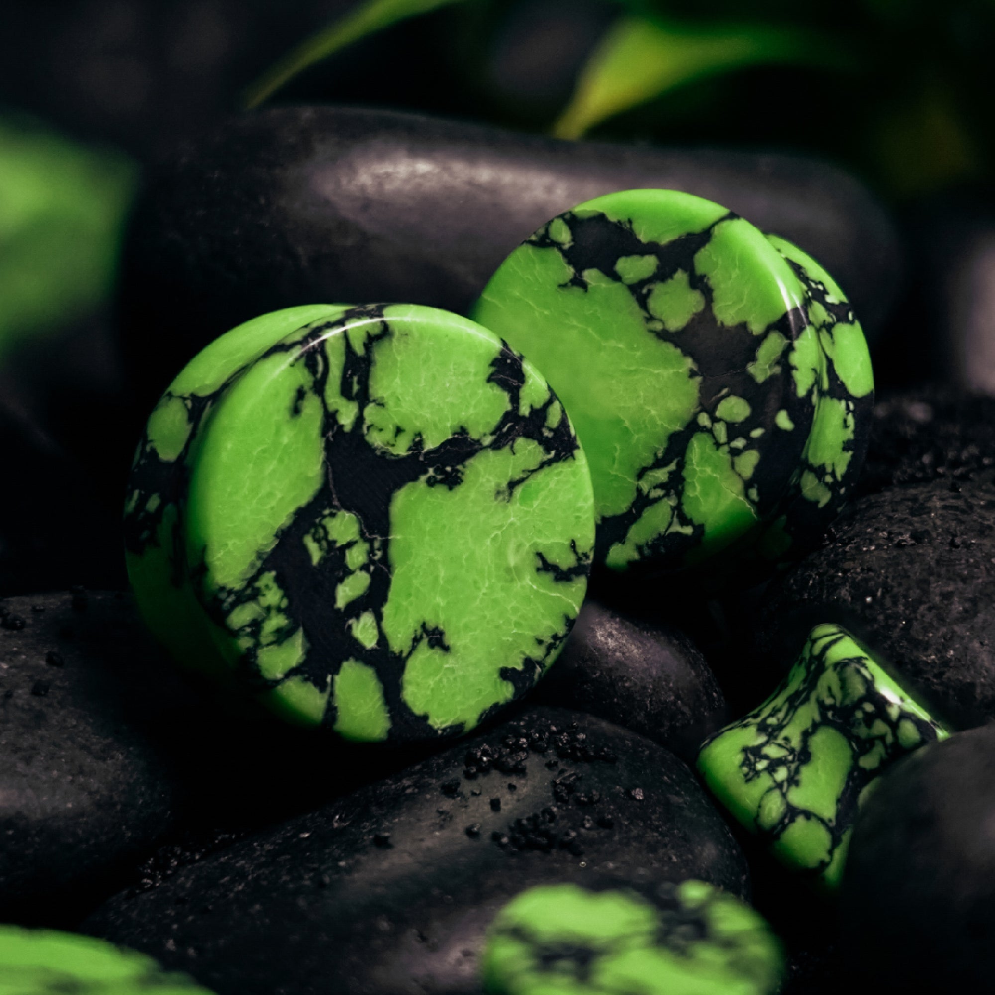 Marble Black & Green Stone Plug / Gauge