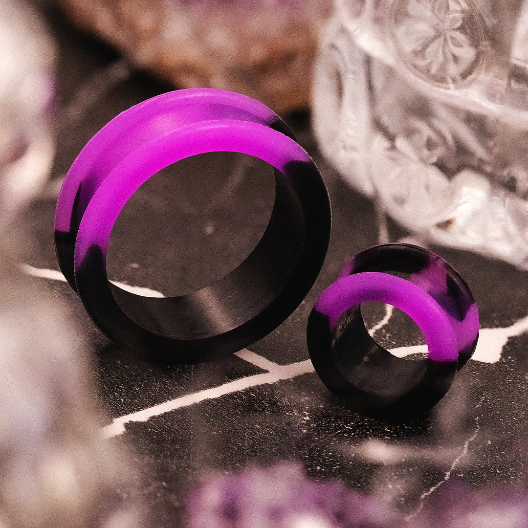 Marble Purple & Black Silicone Ear Tunnel - Flat Flare Two-Tone Silicone Ear Plugs / Gauges in 00g, 0g, 2g, 4g and more.
