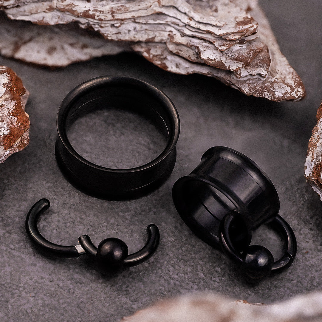 Black BCR Screwback Stainless Steel Ear Tunnel