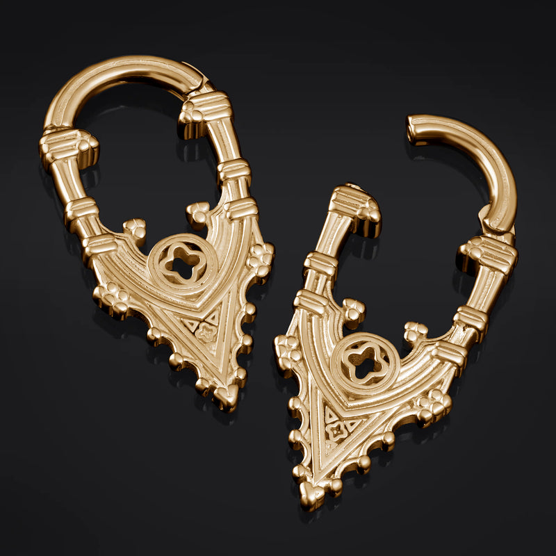 Pendants d'oreilles Spire en acier doré - Paire