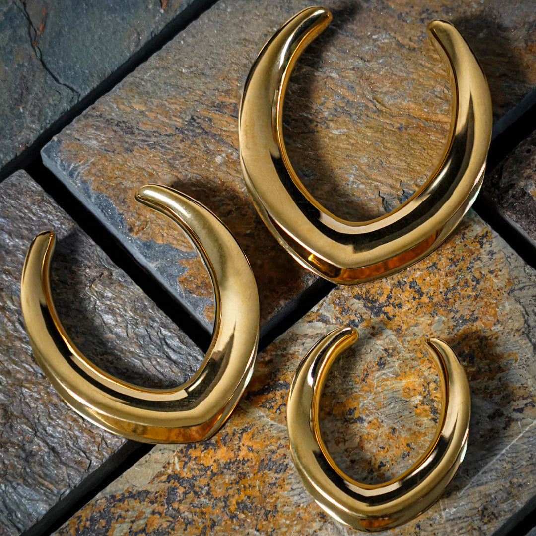 Gold V Shape Surgical Steel Saddle Ear Plug / Gauge