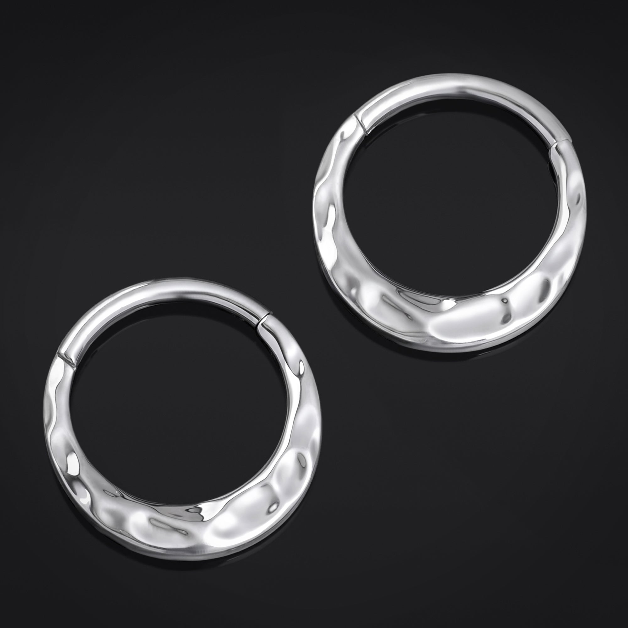 Silver Hammered Dome ASTM F136 Titanium Segment Clicker Septum Nose Ring