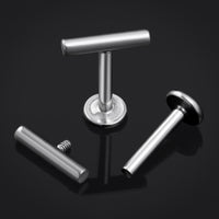 Piercing labret en titane cylindrique argenté à filetage interne, calibre 1,2 mm