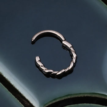 Septum-Clicker, Silber, Gedrehte Dornen, ASTM F136 Titan