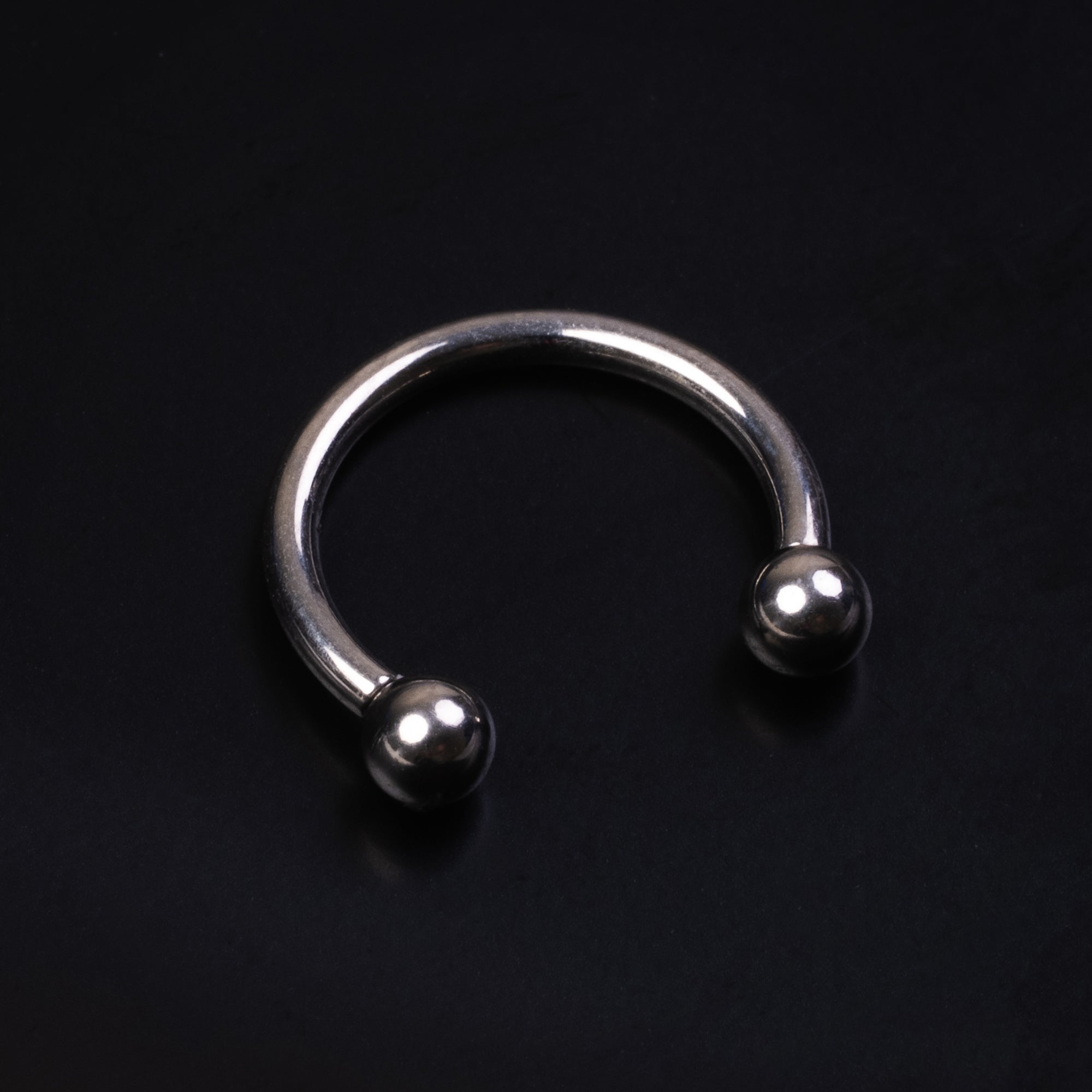 Horseshoe Daith Jewellery, Silver, Internally Threaded, Titanium