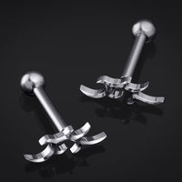 Clou de tragus, argenté, pointe tribale, titane, 1.2mm