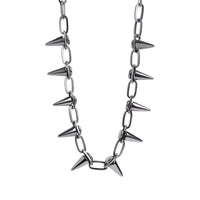 Collier ras-du-cou chaîne à pointes argentée