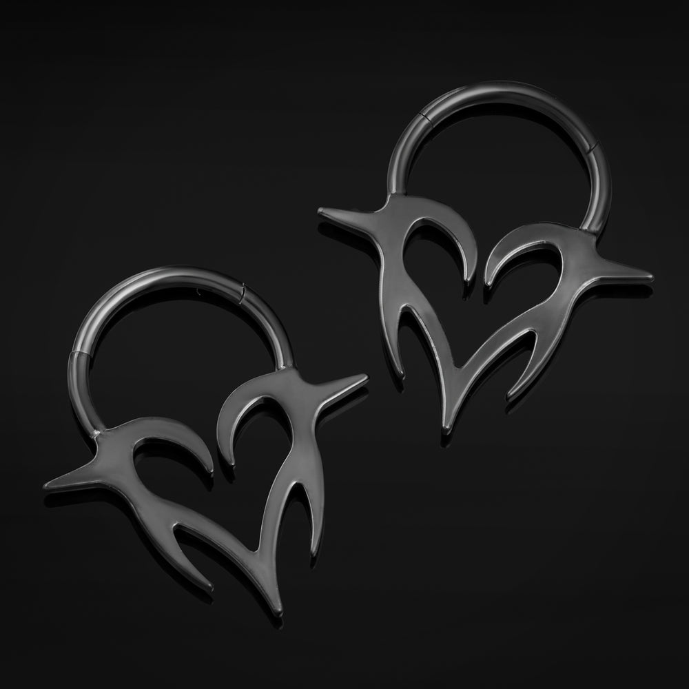 Black Neo Tribal Spiked Heart ASTM F136 Titanium Segment Clicker Septum Nose Ring - ASTM F136 Titanium Hinged Black Neo Tribal Spiked Heart Segment Ring for Nose / Septum 1.2mm 