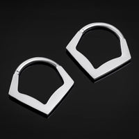 Septum clicker, argenté, pointe en chevron, titane ASTM F136
