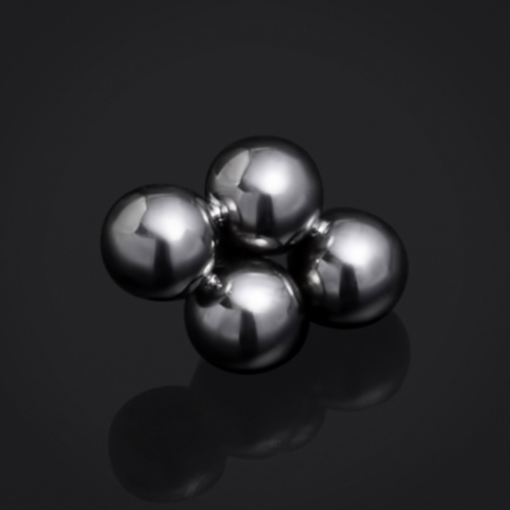Labret Top, Silver, Four Bead Cluster, Internally Threaded, Titanium