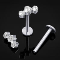 Labret en argent, grappe de 3 pierres en oxyde de zirconium, filetage interne, titane