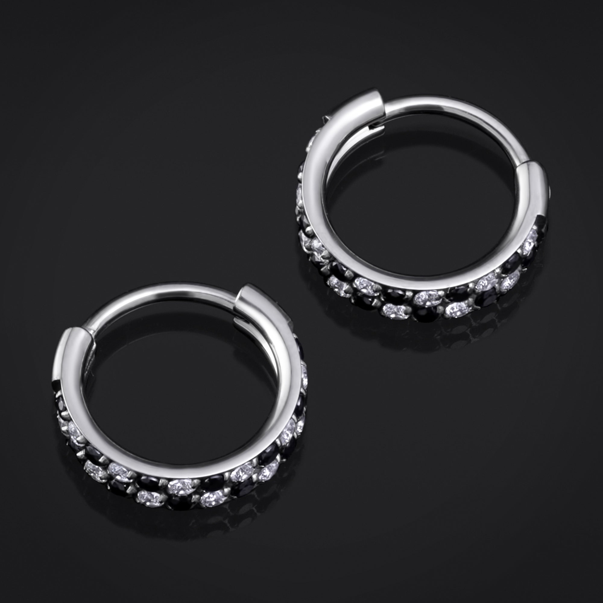 Anneau de nez clicker en titane ASTM F136 argenté à damier serti de pierres