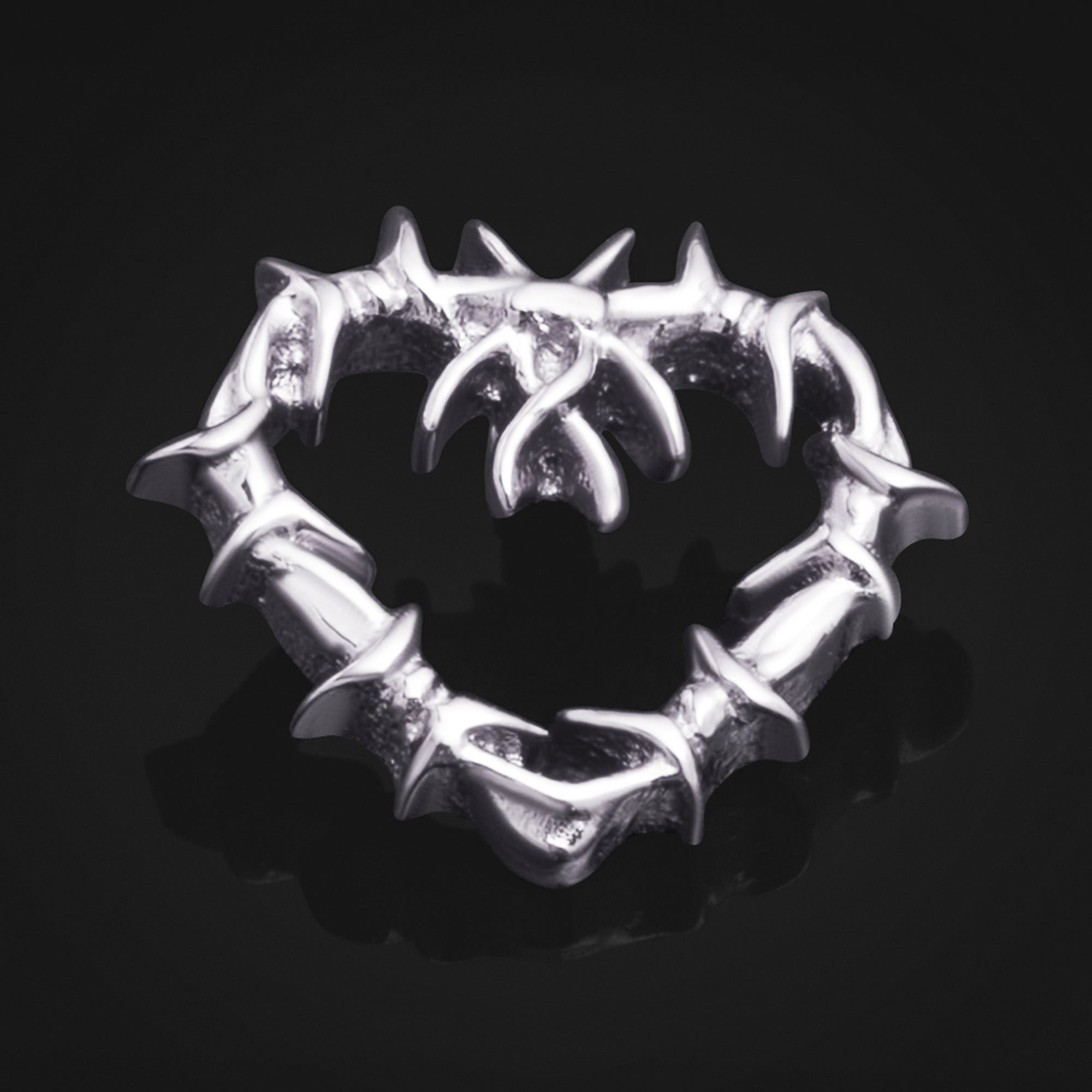Labret Top, Silver, Barbed Wire Heart, Internally Threaded, Titanium