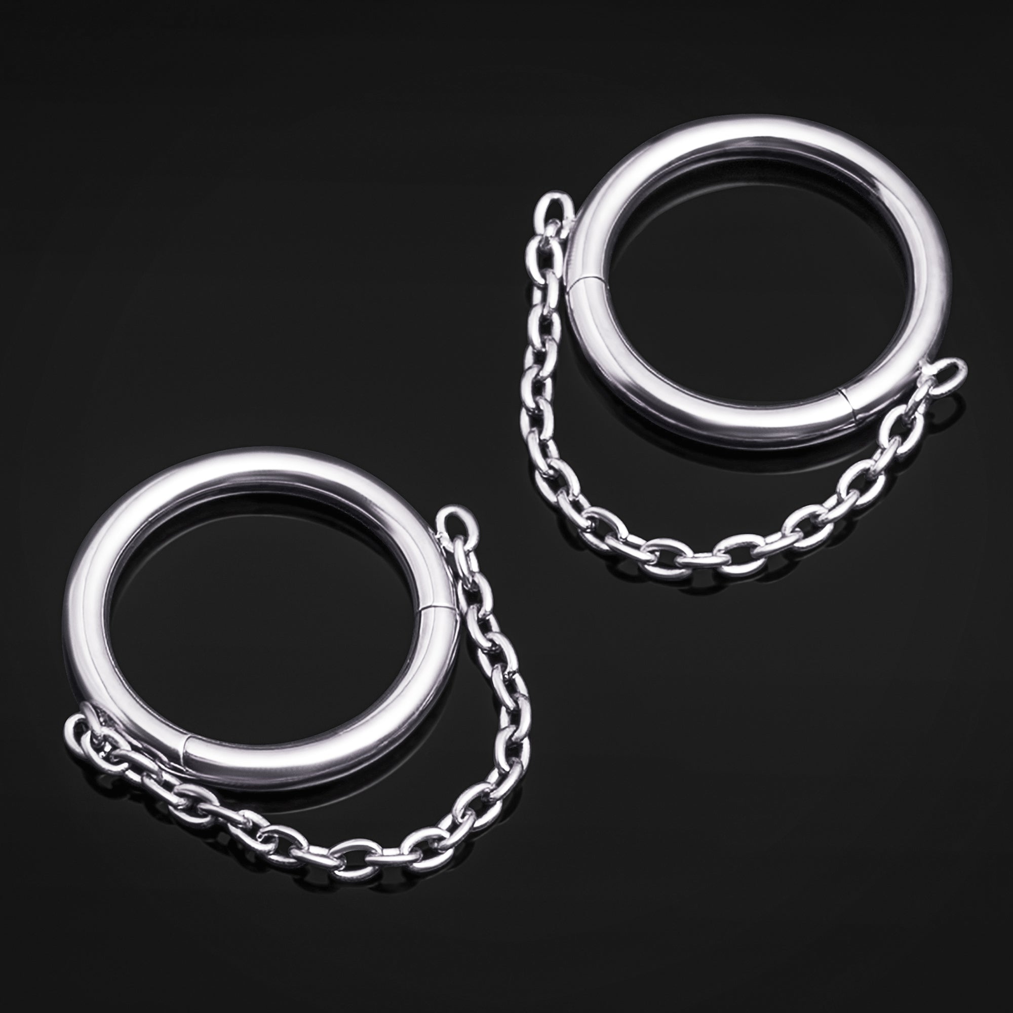 Chain Dangle Clicker Ring, Silver, ASTM F136 Titanium