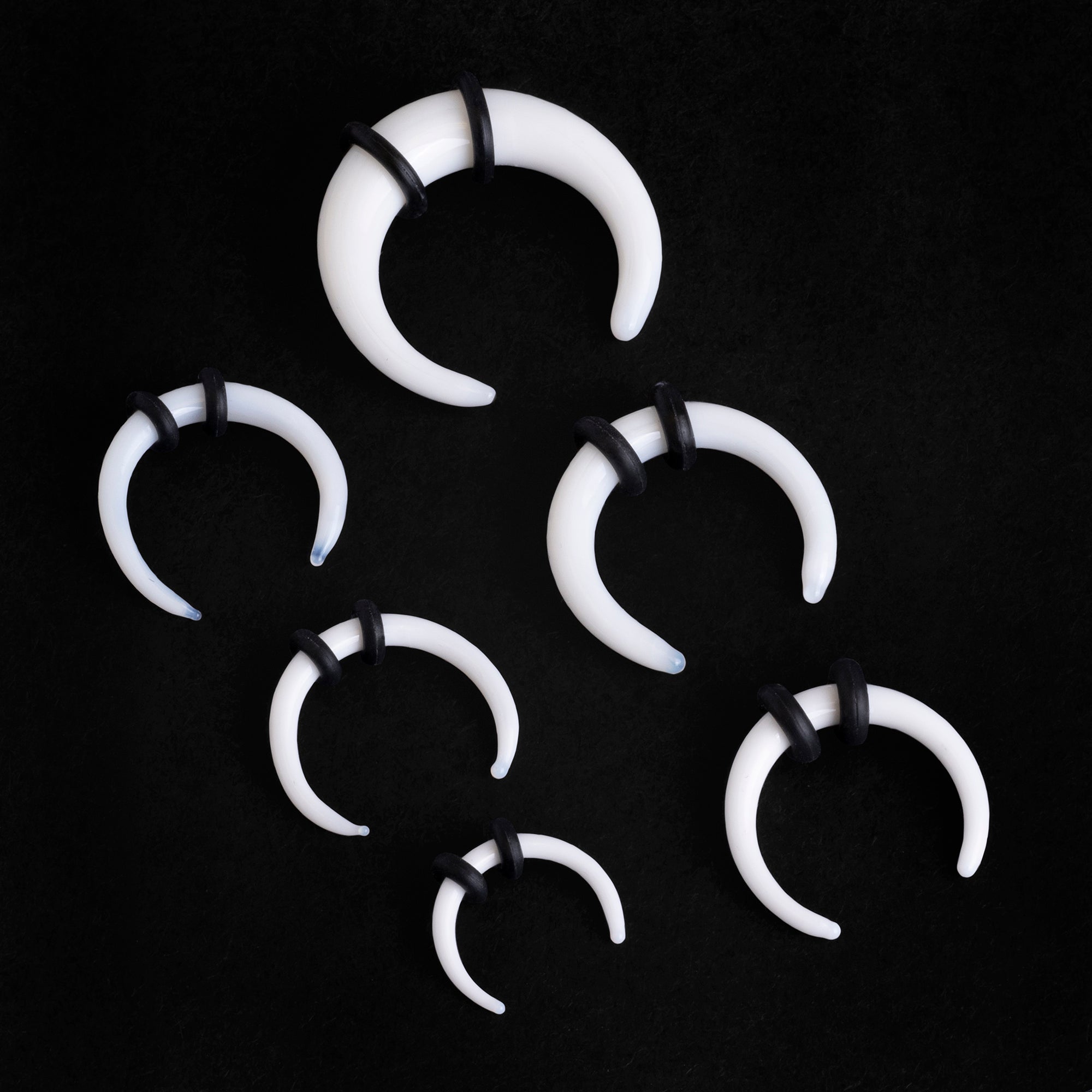 Custom-Plugs---33-piece-Gold-Single-Flare-Steel-Taper-Kit--Plug-Gauge---Lifestyle-3