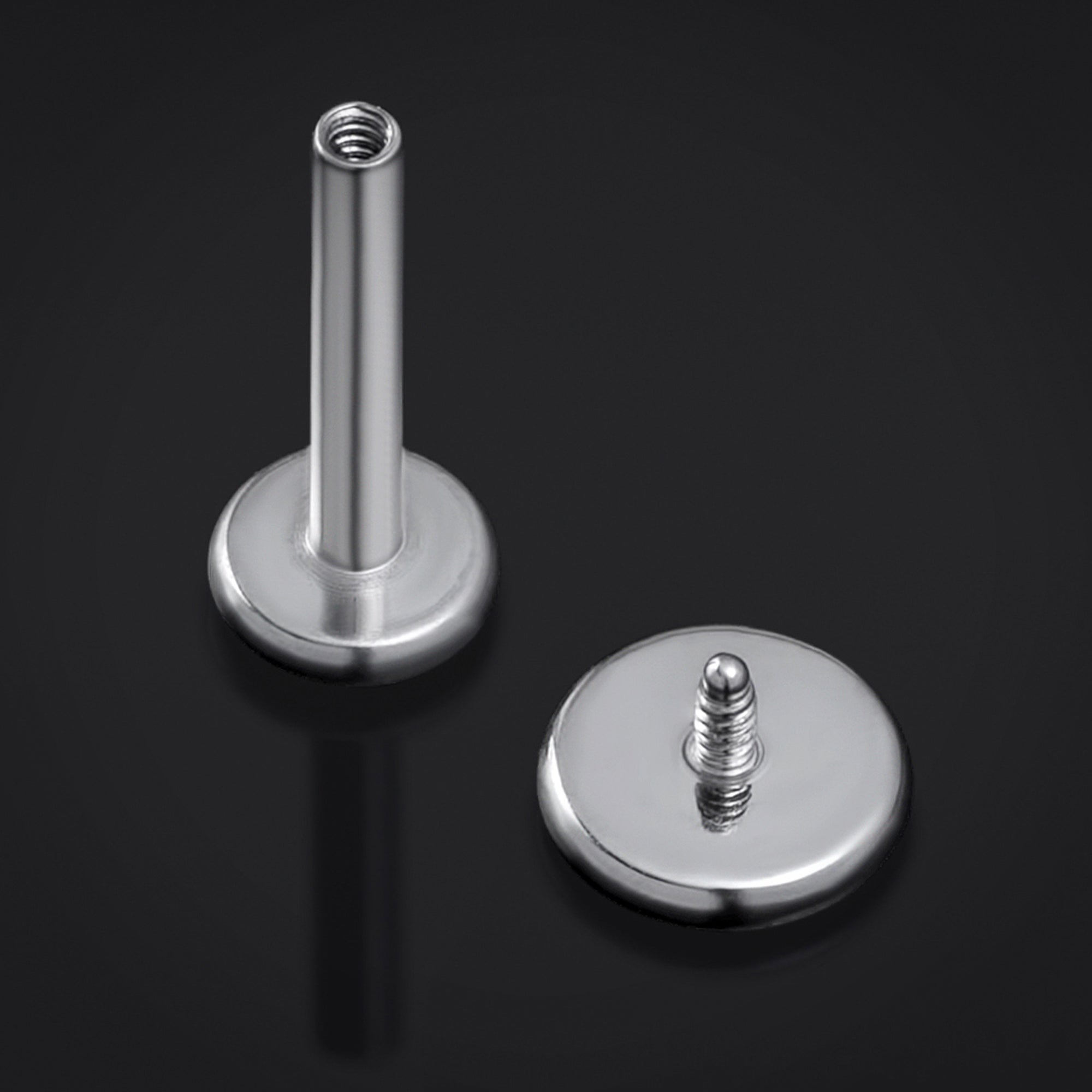 Silver Hammered Disk Internal Thread Titanium Labret Stud 1.2mm Gauge