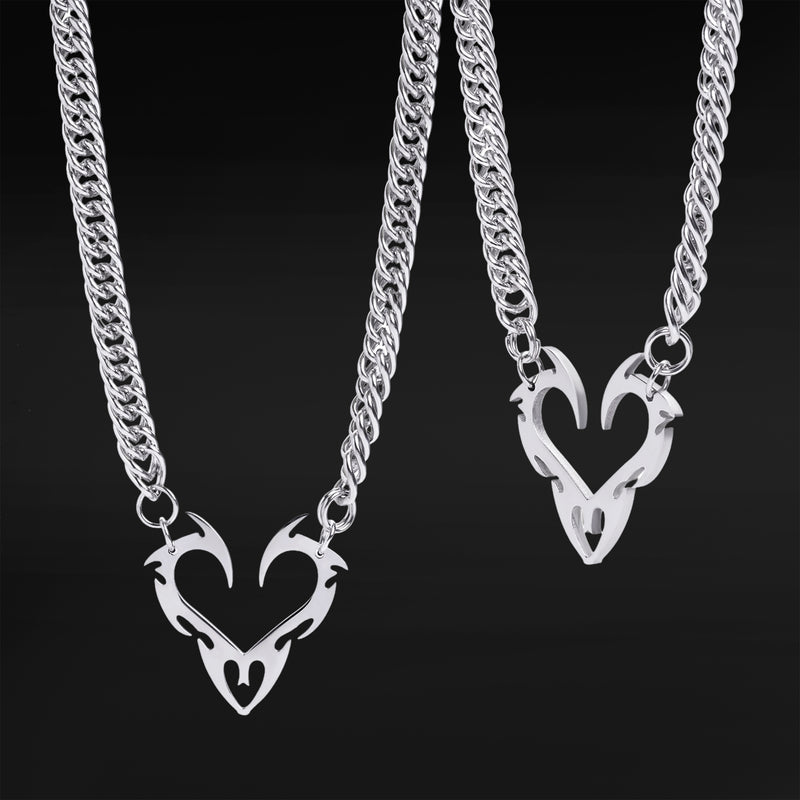 Collier en argent avec pendentif cœur tribal à pointes