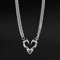 Collier en argent avec pendentif cœur tribal à pointes