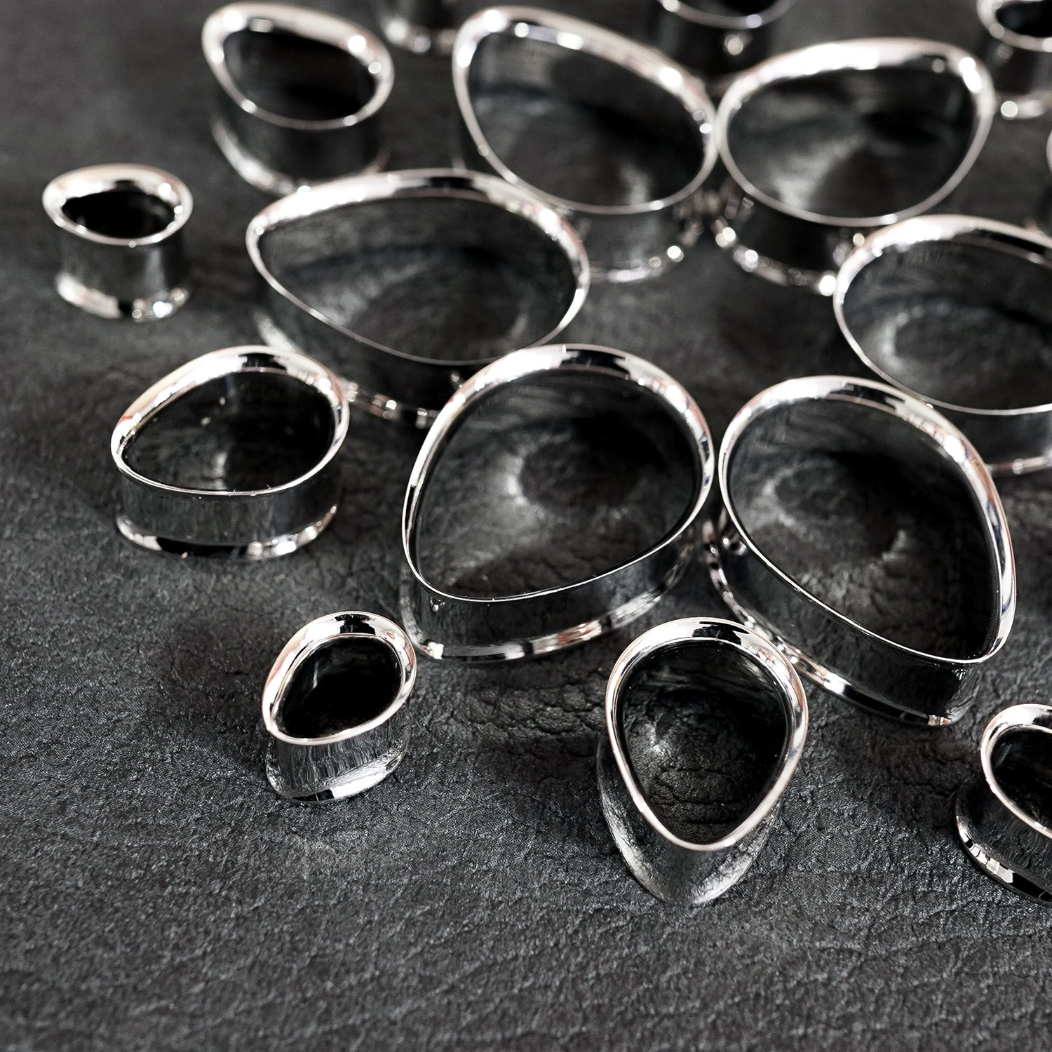 Silver Teardrop Stainless Steel Ear Tunnel / Plug / Gauge