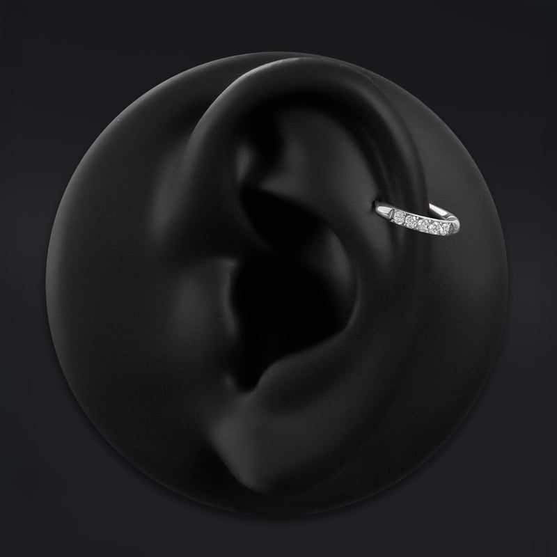 Anneau à charnière Clicker en titane ASTM F136, serti de pierres argentées, calibre 1 mm