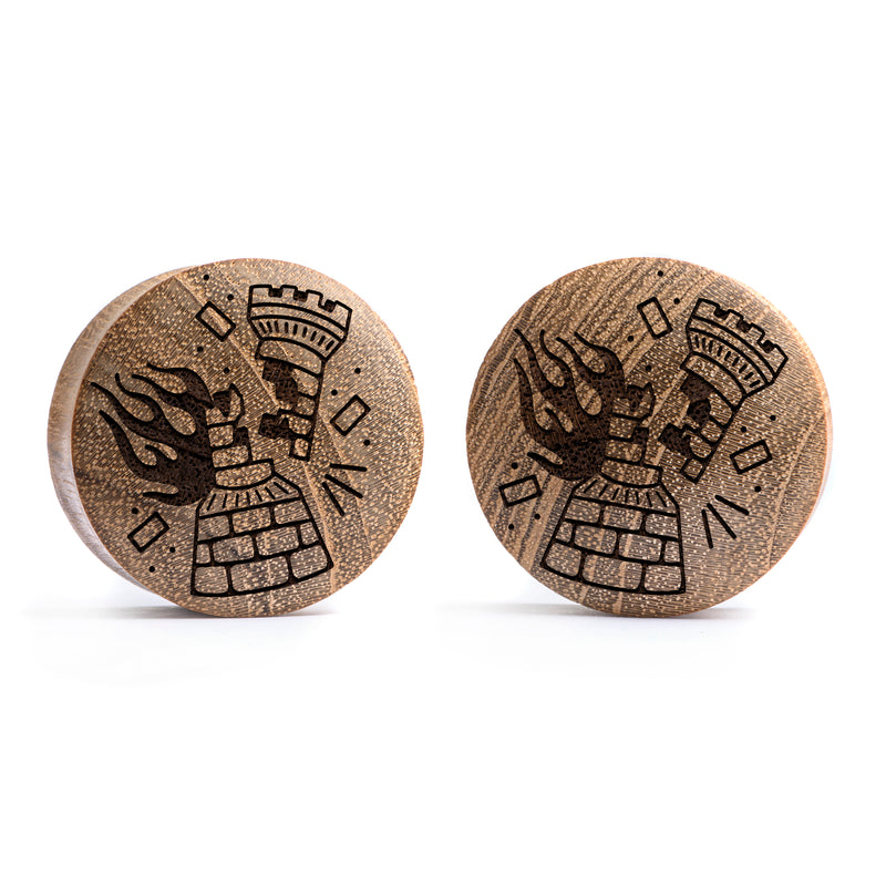 Plug / Gauge Tatouage corbeau en flammes - Bois de teck | Convexe double évasé