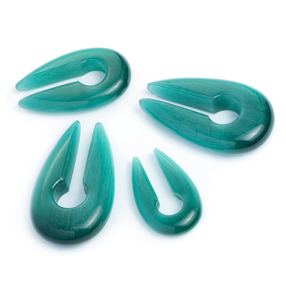 Grünes Katzenaugenglas – Zangen-Schlüsselloch-Ohrgewichte (Paar)