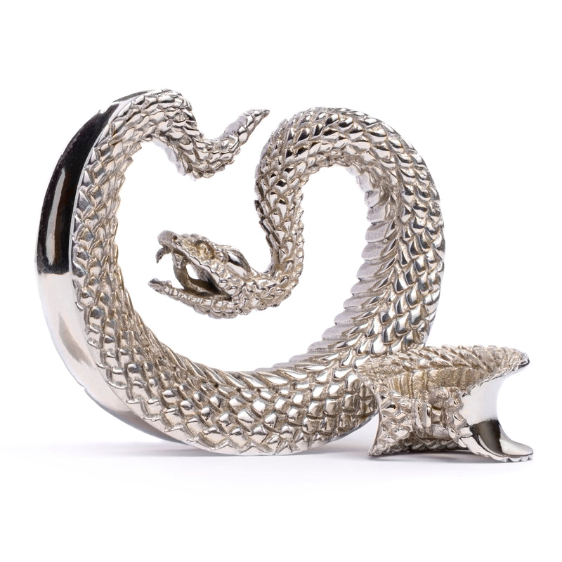 Plug / Gauge d'oreille saddle en laiton serpent argenté