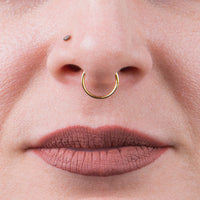 Septum clicker, or, incrustation opale blanche, titane, 1.2mm