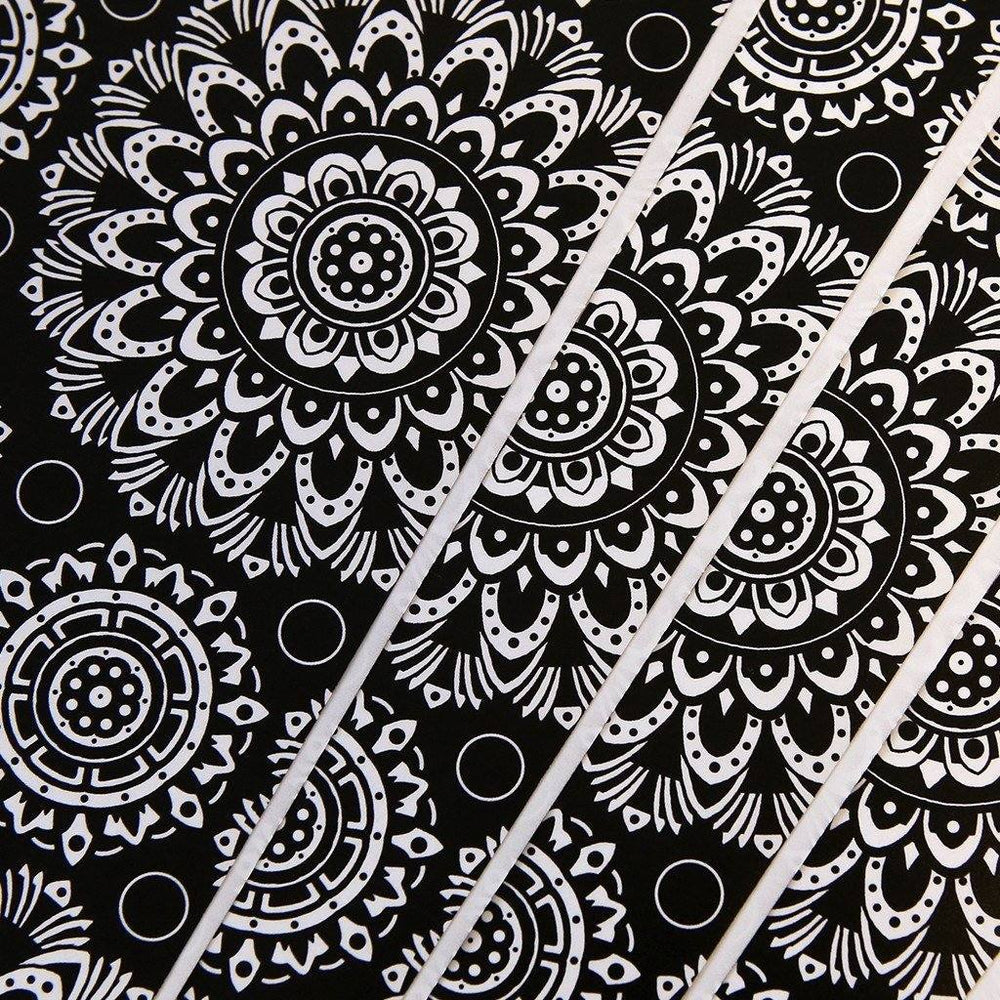 Monochrome {{ product title }}
